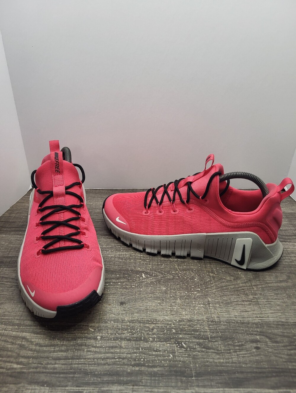Nike Free Metcon 6 Training Shoes Sneakers Pink Gray Women's Size 9 US